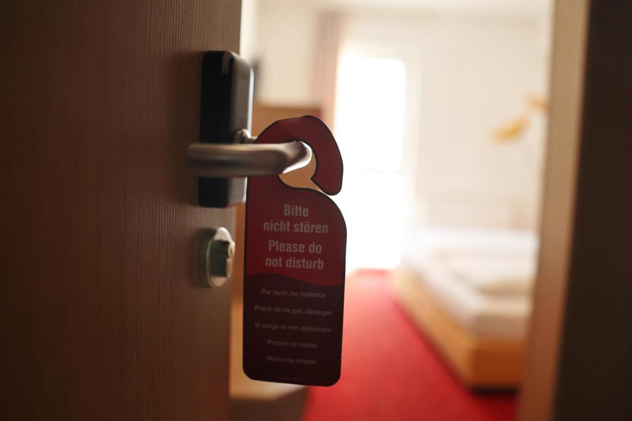 Hotel Blie, Bed & Breakfast, Self Check-In Horn Exterior photo